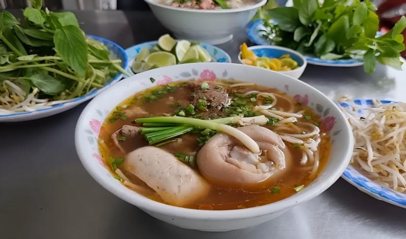 Bún Bò Hải Hoàng Huế