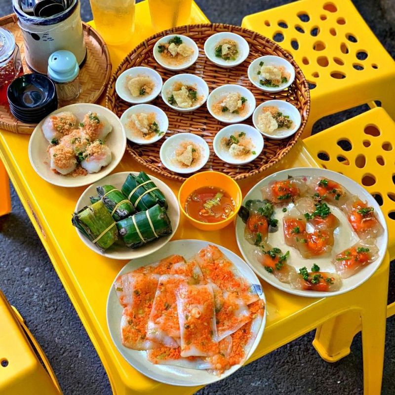 Ông chủ bánh Huế