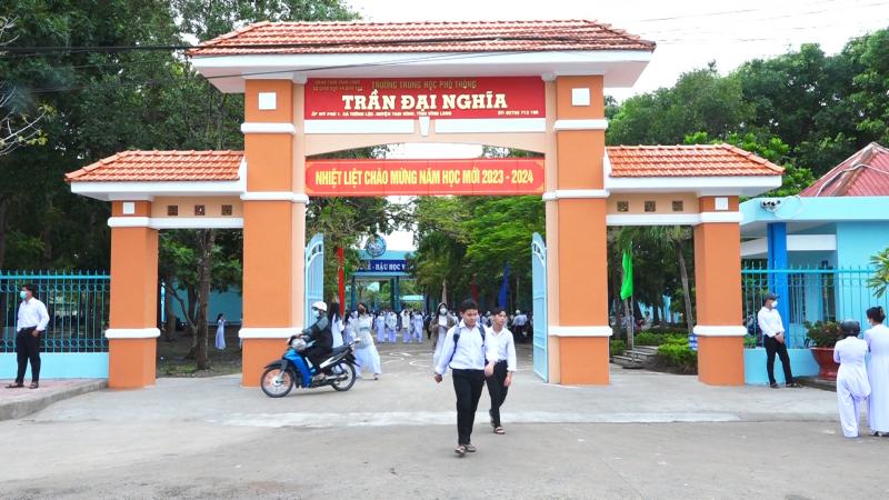 TRƯỜNG TRUNG HỌC TRẦN ĐẠI NGHĨA