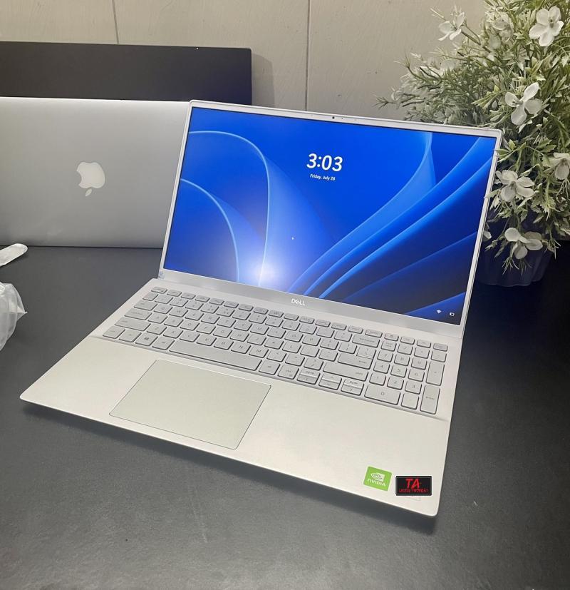 Laptop của Trường An