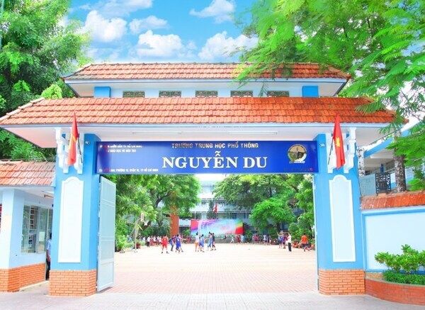 Nguyen Du High School - Ho Chi Minh City