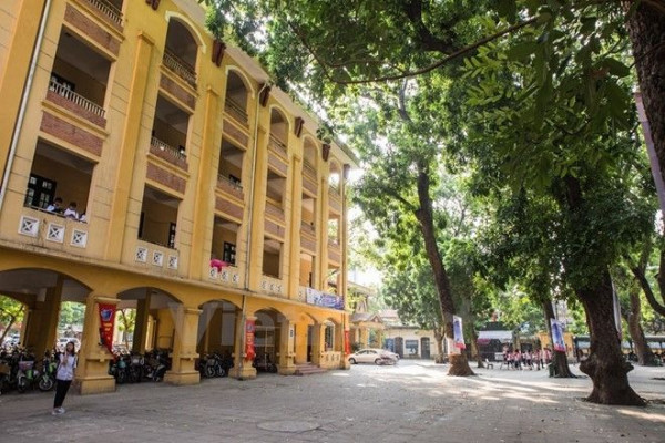 Phan Dinh Phung lukio - Hanoi