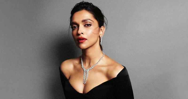 Deepika Padukone duyên dáng và duyên dáng.