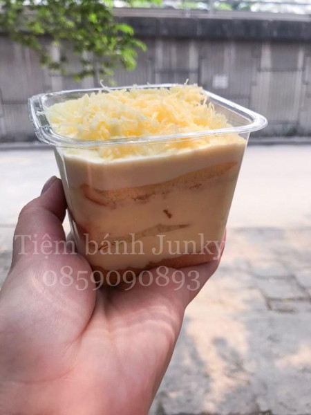 Tiệm bánh nghiện