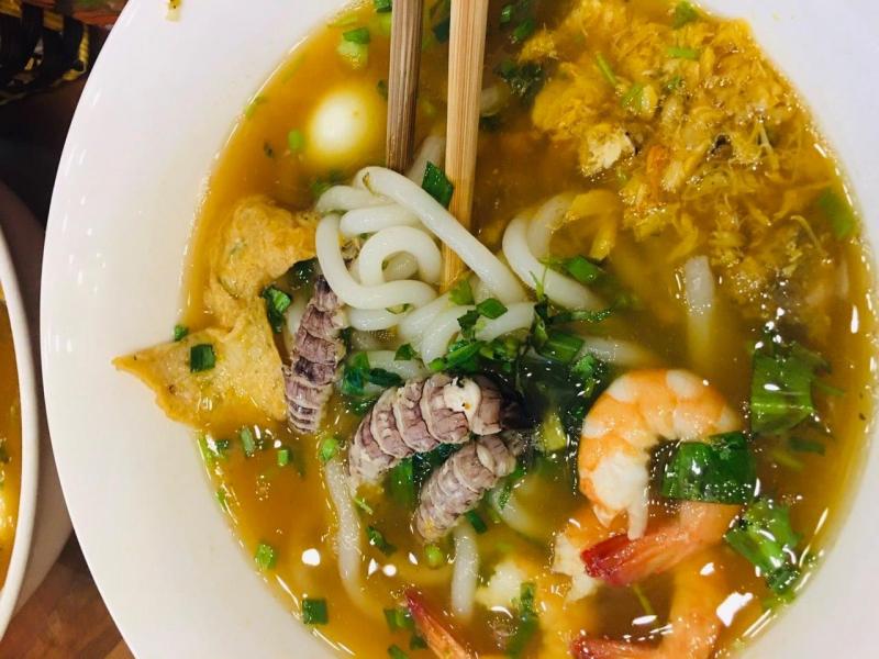 Bánh canh cua Hiền Lương