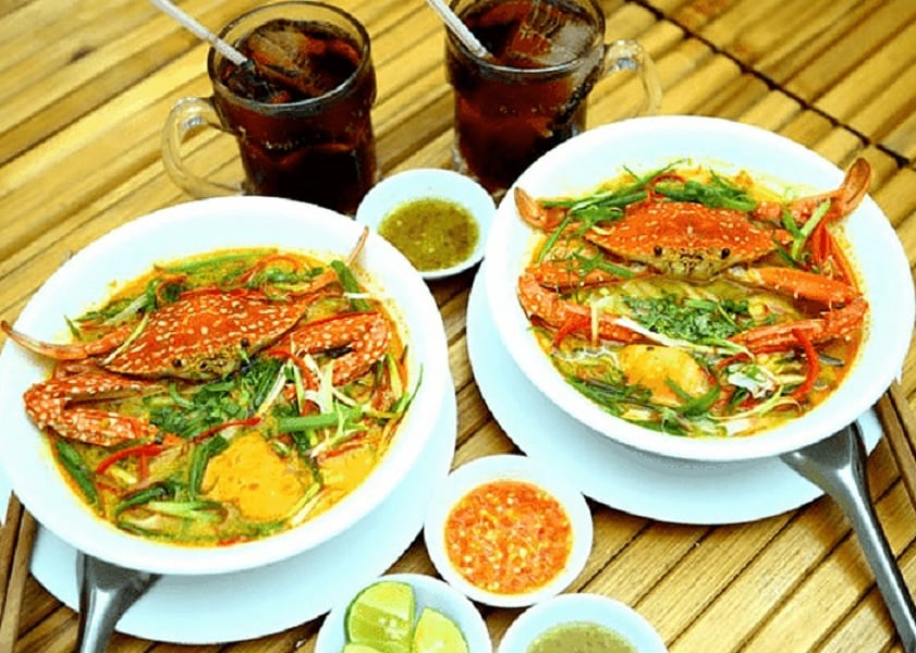 Bánh canh ghẹ Hà Nội