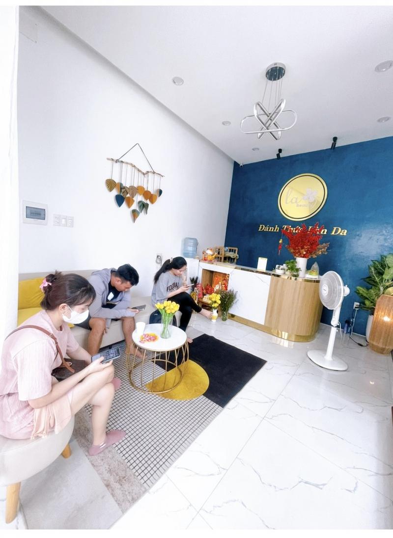 La Beauty – Spa Trị Mụn Tại Đà Nẵng