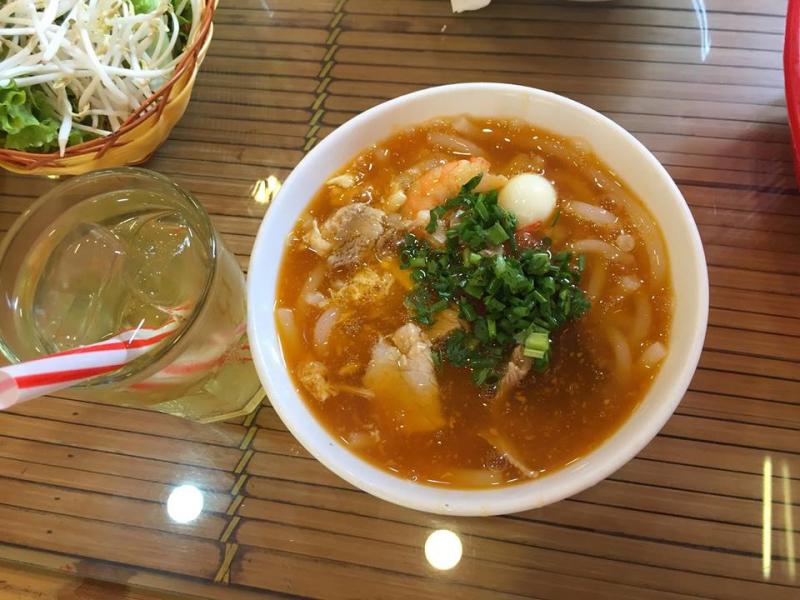 Bánh canh Út Cối