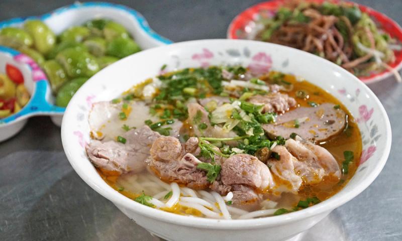 Bún Bò Huế 18 Cao Bá Nha