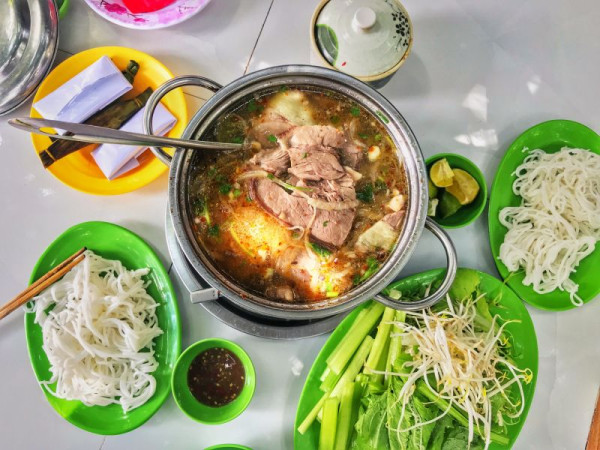 Lẩu Bò Giao Toàn